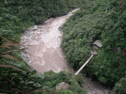 Haengebruecke beim Wasserfall El diabolo Haengebruecke beim Wasserfall El diabolo
