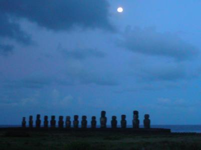 Tongarinki bei Vollmond Tongarinki bei Vollmond