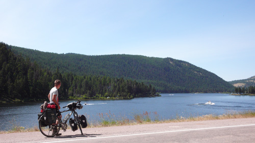 Am Salmon Lake, eine traumhaft schoene Gegend.