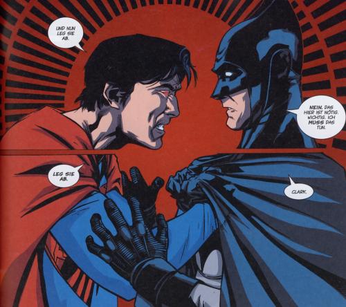 Superman und Dick Grayson-Batman geraten aneinander