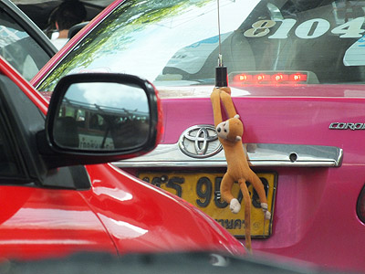 Rama IV - Klong Toei - Bangkok - 27 July 2011 - 12:16