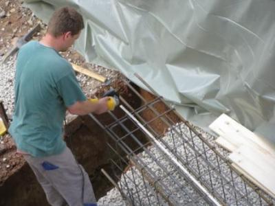 Stahlkörbe für Fundament einbringen Stahlkörbe für Fundament einbringen