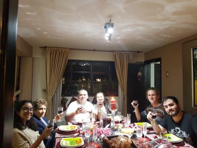 Weihnachtsessen mit Ales Familie