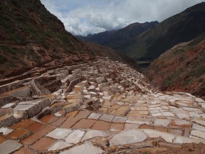 Apparently there are over 3000 salt terraces here.