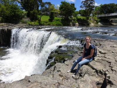 am naechsten Tag ging es dann zu Fuss zum Wasserfall