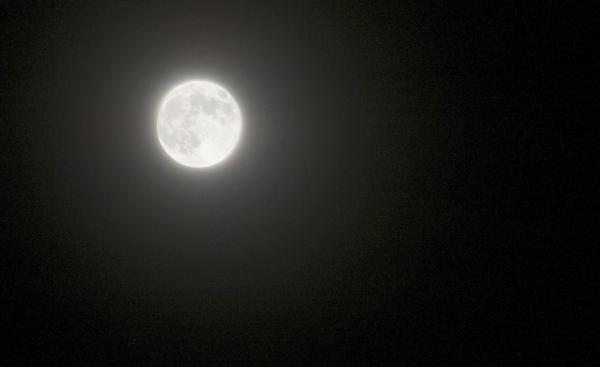 Der Mond am 30.09.2012 während des Mondfestes.