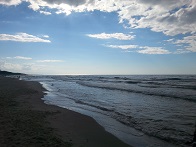 Am Strand stehen, die frische Luft einatmen und das kalte Meerwasser an den F&uuml;&szlig;en sp&uuml;ren...wie sch&ouml;n w&auml;re es, wieder dort zu sein. 