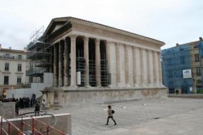 Das Maison du Carre in Nimes Das Maison du Carre in Nimes