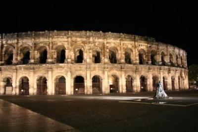Amphiteater in Nimes Amphiteater in Nimes