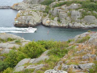 enge Einfahrt in den Hafen enge Einfahrt in den Hafen