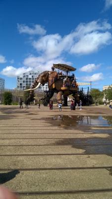 Der Elefant in Nantes, DIE Touristenattraktion. 