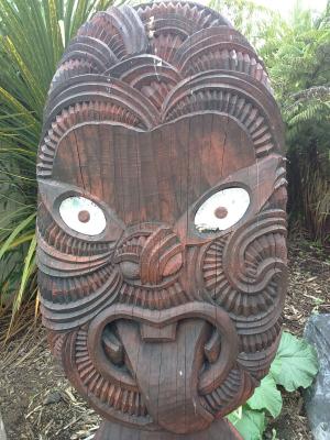dieser Kopf ist in dem Maori Butzgarten zu finden dieser Kopf ist in dem Maori Butzgarten zu finden