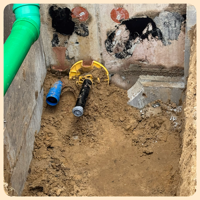 Die Zuf&uuml;hrungen f&uuml;r Wasser und Strom