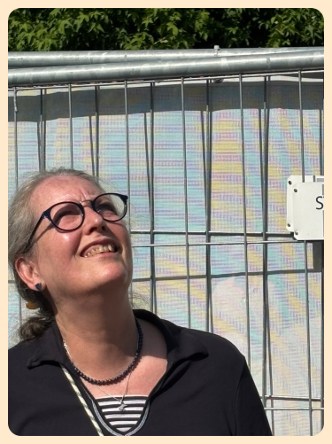 Anje beim Richtfest Anje beim Richtfest