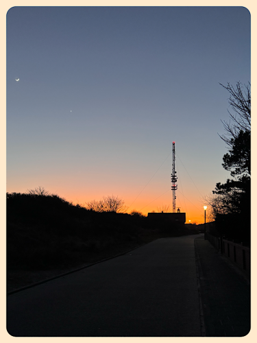 Mond, Venus und Leuchtturm