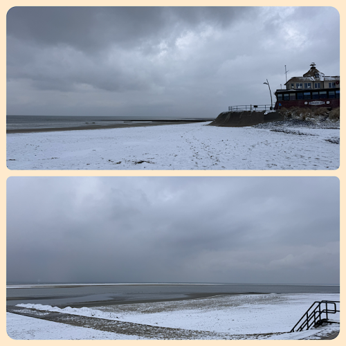 Der Strand in schwarz-weiß