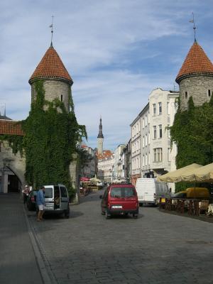 auf dem weg zum domberg (toompea)