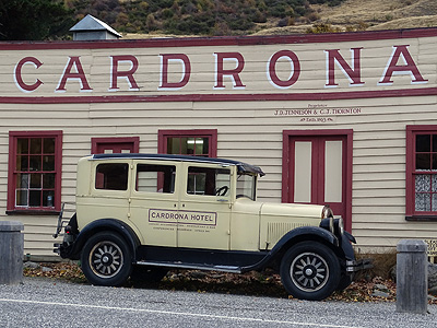 Cardrona Valley Road - Wanaka - New Zealand - 2 May 2015 - 16:36