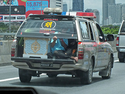 Chalerm - Maha Nakhon Expressway - Bangkok - 12 August 2011 - 11:43