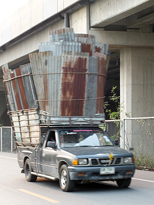 Next to Bang Phli-Suksawat Expressway - Phra Pradaeng - Samut Prakan - Thailand - 13 February 2013 - 8:16