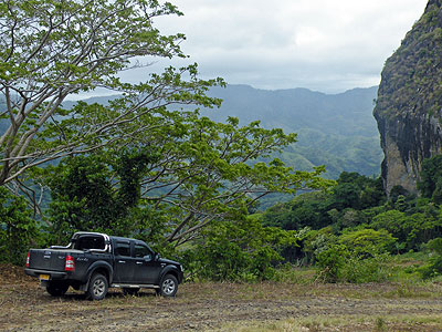 Shortcut - Nadi-Bukuya Road to Vaturu Dam - Viti Levu - Fiji islands - 2 November 2009 - 12:29