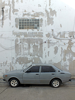 Soi Sai Namthip 2 - Khlong Toei - Bangkok - 11 May 2012 - 8:47