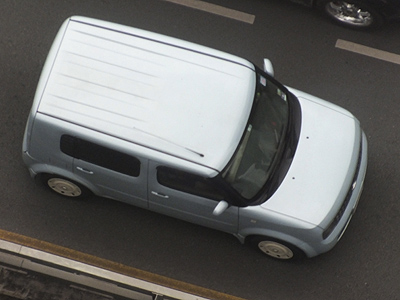 Kultauto - Nissan Cube - Si Lom Flyover - Rama IV - Bangkok - 11 August 2011 - 15:31