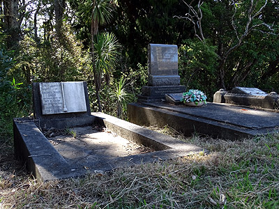 Waikumete Cemetery - Glenview Road - Glen Eden - Auckland - New Zealand - 13 February 2015 - 16:49