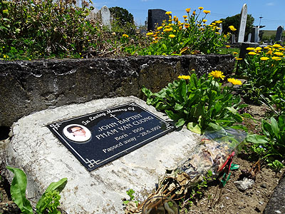 St Patricks Catholic Cemetery - Church Crescent - Panmure - Auckland - New Zealand - 29 December 2014 - 12:58