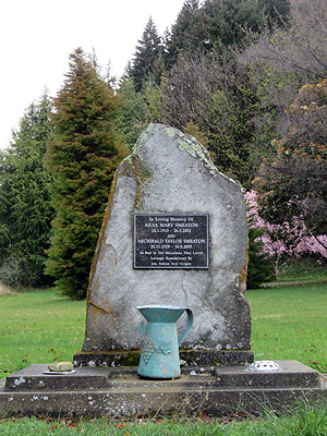 Cemetery Road - Queenstown - New Zealand - 4 October 2015 - 15:55