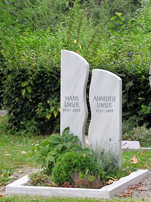 Hauptfriedhof - Freiburg - 9 July 2015