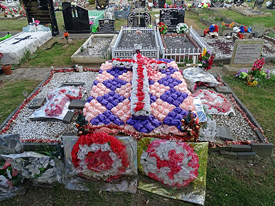 Waikaraka Cemetery - Onehunga - Auckland - New Zealand - 2 March 2015 - 9:33