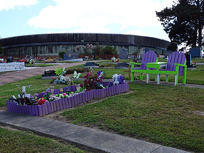 Waikumete Cemetery - Glenview Road - Glen Eden - Auckland - New Zealand - 18 February 2015 - 10:50