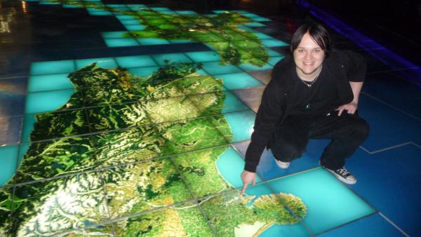 Marius auf der NZ-Bodenkarte des Te Papa