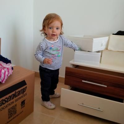 Leni hilft auspacken Leni hilft auspacken