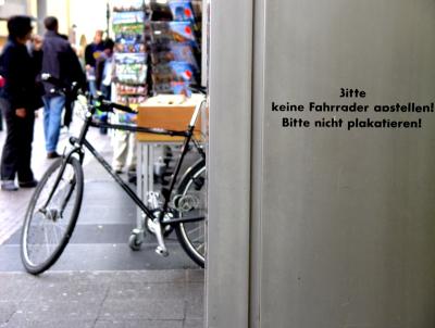 ... dabei steht doch da schon "Bitte"! :P