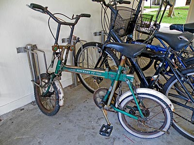 Block 578 - Ang Mo Kio Street 52 - Singapore - 20090414 - 17:45