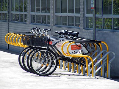 Leihr&auml;der - Library - AUT - Auckland - New Zealand - 25 December 2009 - 12:05