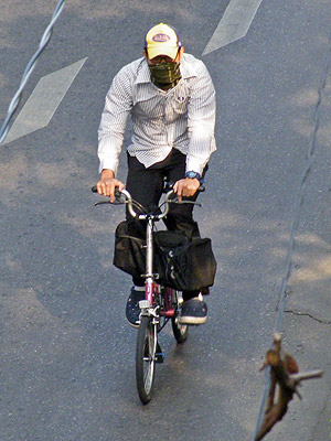 Rama IV - Bangkok - 12 April 2011 - 8:01