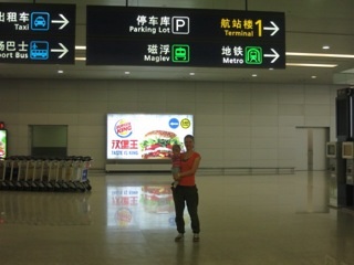 die Schilder sind zum Gl&uuml;ck in 2 Sprachen