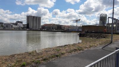 und aus diesem Hafenbecken sind die Uboote damals in die Garonne gefahren und von dort in den Atlantik
