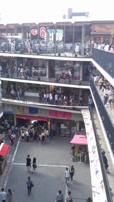 Ber&uuml;hmtes Einkaufsgeb&auml;ude in Insa-Dong