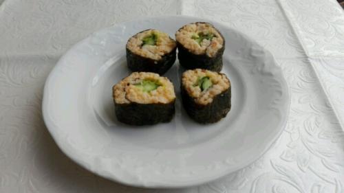 Vegetarisches Sushi - mit Gurke und Frühlingszwiebel
<br />

