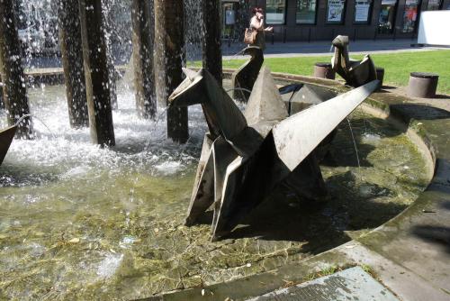 Origaminbrunnen: Wassertiere