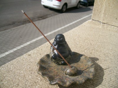 Rauchender Buddha