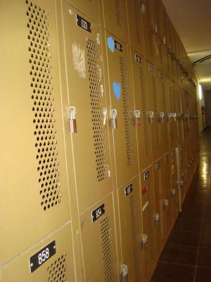 Schulspinde aus dem gef&uuml;hlten letzten Jahrhundert