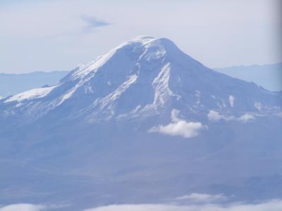 Der Vulkan Cotopaxi vom Flugzeug aus