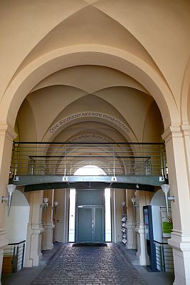 im Eingang des Ministerium für Infrastruktur und Raumordnung, Potsdam