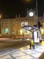 Nochmal der Bahnhof, diesmal abends als ich noch etwas Zeit zu vertroedeln hatte