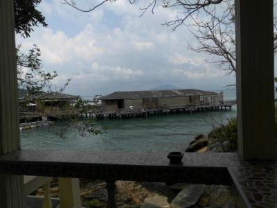 Die geniale Lage unseres Bungalow auf Ko Samet. Morgens aufgestanden und direkt am Wasser. 